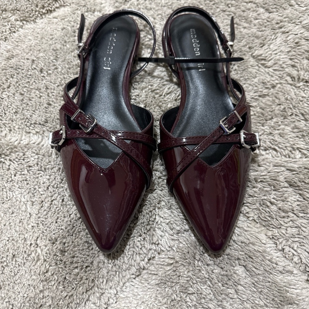 Women’s Madden Girl Burgundy Patent Leather Flats Sz 6.5-7